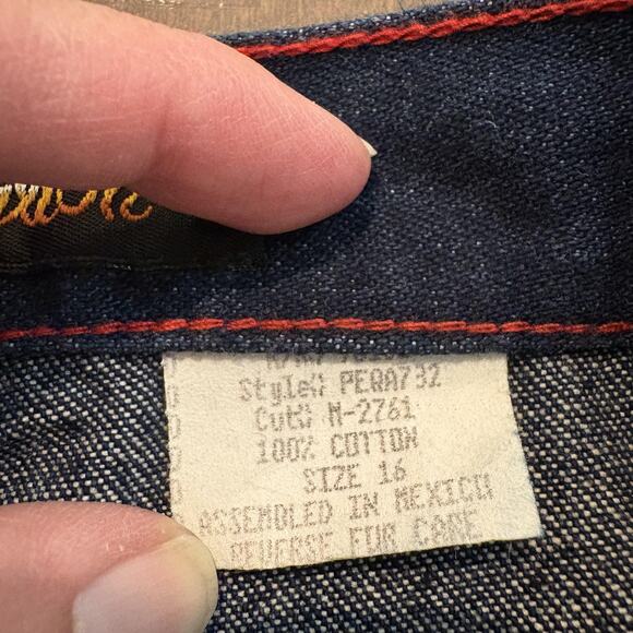 NWT Y2K Second Generation Denim Shorts Women 16 Dark Rhinestone Star Pockets - Picture 15 of 16